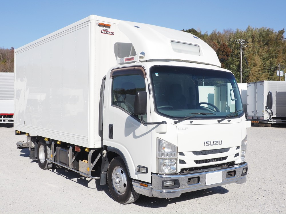 いすゞ エルフ バン車 小型 TRG-NPR85AN 年式 H28[写真03]