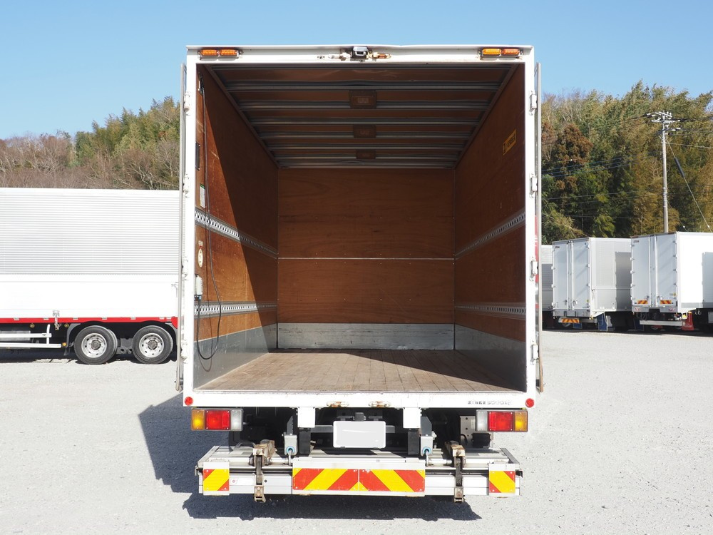 いすゞ エルフ バン車 小型 TRG-NPR85AN 年式 H28[写真13]