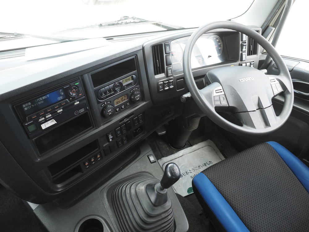 いすゞ ギガ 平ボディ 大型 2PG-CYJ77C 年式 R1[写真24]