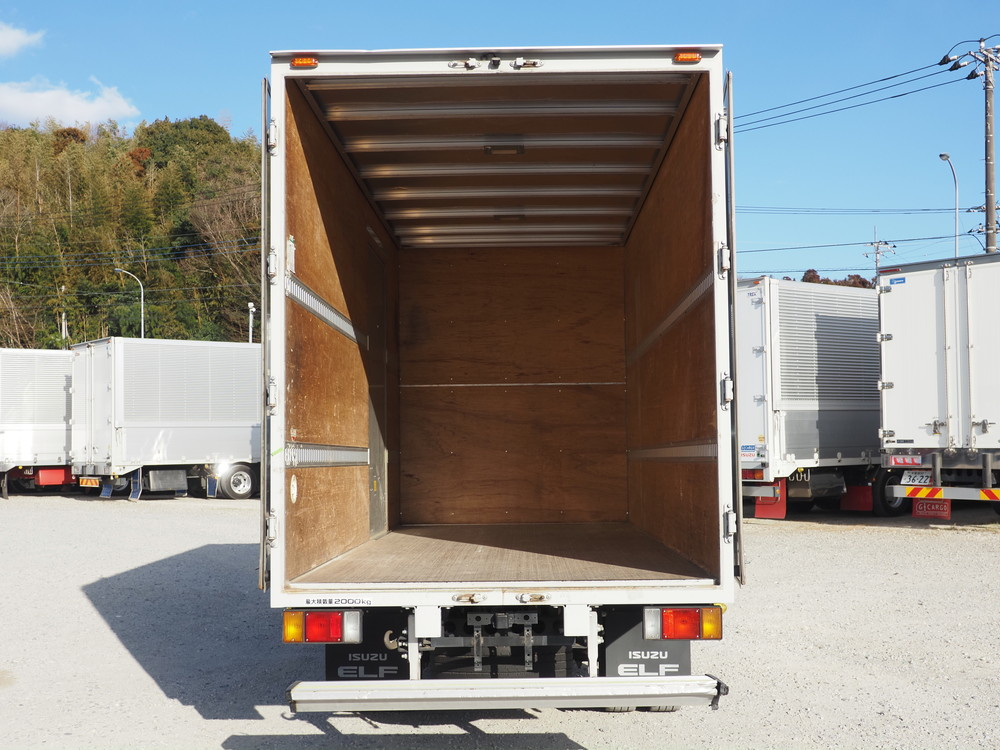 いすゞ エルフ バン車 小型 TRG-NLR85AN 年式 R1[写真14]