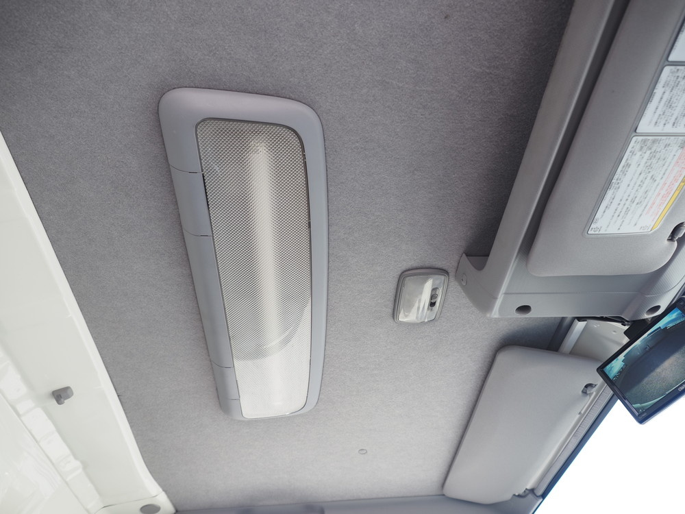 いすゞ エルフ バン車 小型 TRG-NLR85AN 年式 R1[写真25]