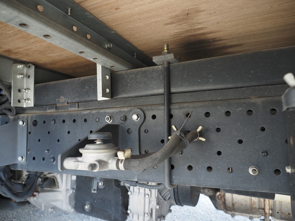 いすゞ エルフ バン車 小型 TRG-NLR85AN 年式 R1[写真29]