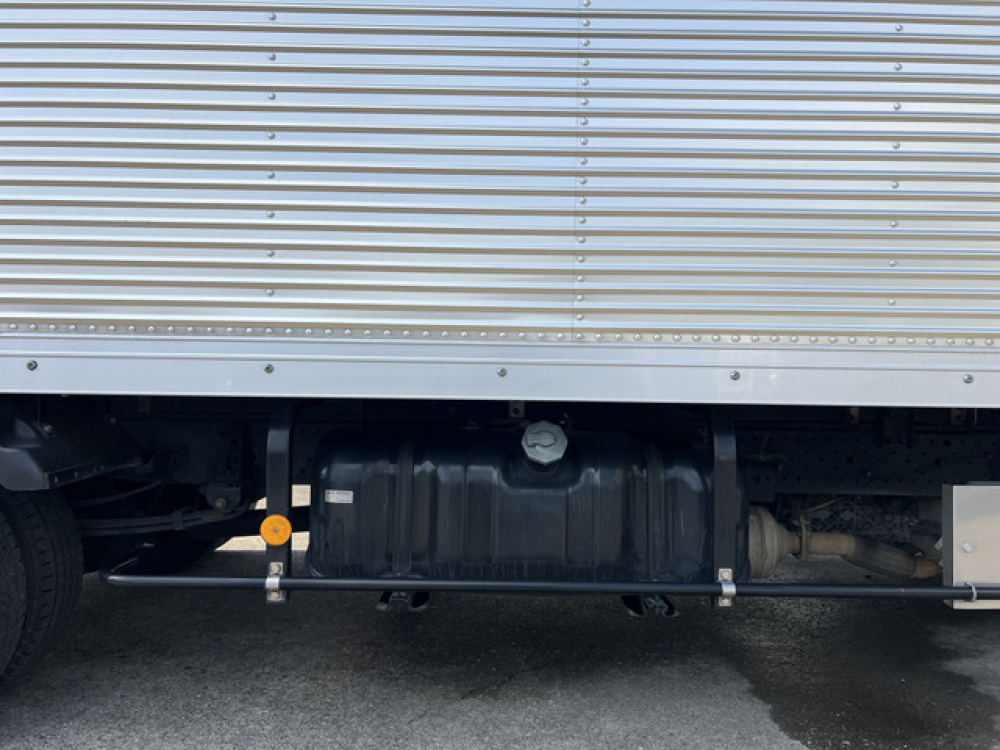 いすゞ エルフ バン車 小型 TRG-NLR85AN 年式 H29[写真16]