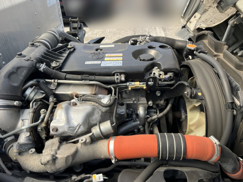 いすゞ エルフ バン車 小型 TRG-NLR85AN 年式 H29[写真23]