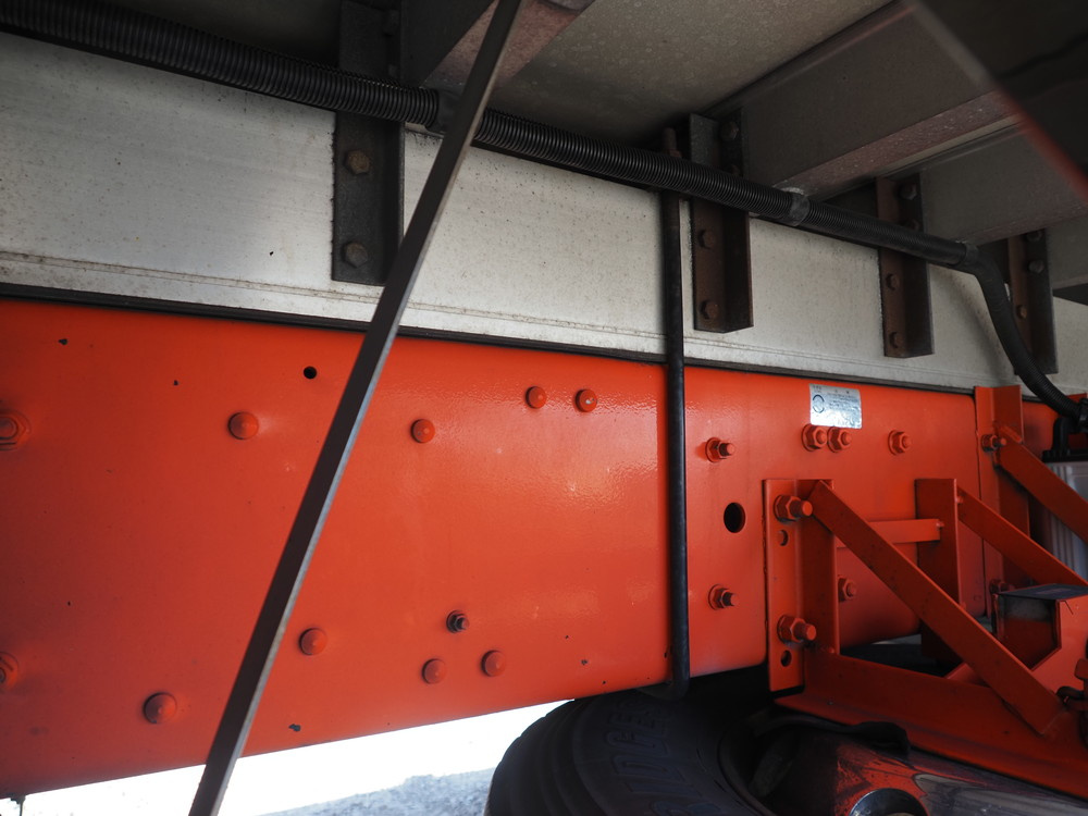 三菱ふそう スーパーグレート 冷凍バン 大型 QPG-FU64VZ 年式 H28[写真40]