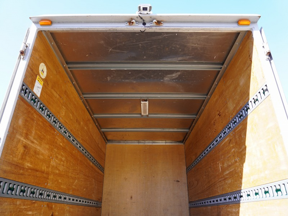 いすゞ エルフ バン車 小型 TPG-NLR85AN 年式 R1[写真09]