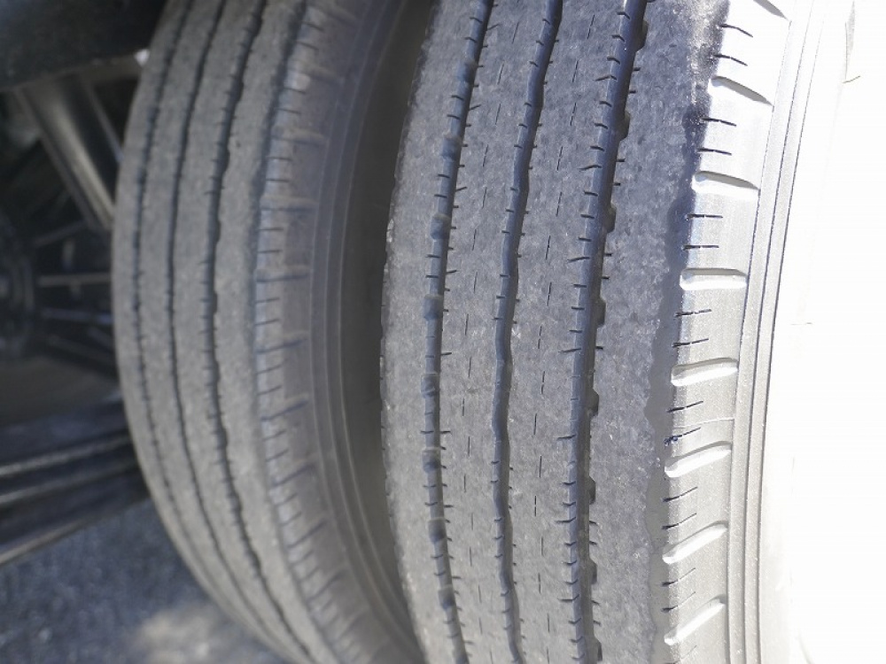 いすゞ エルフ バン車 小型 TPG-NLR85AN 年式 R1[写真30]