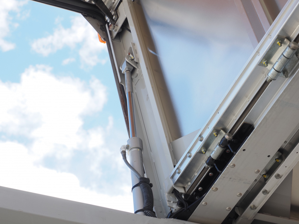 日野 レンジャー ウイング車 中型 2KG-FD2ABA 年式 H30[写真12]