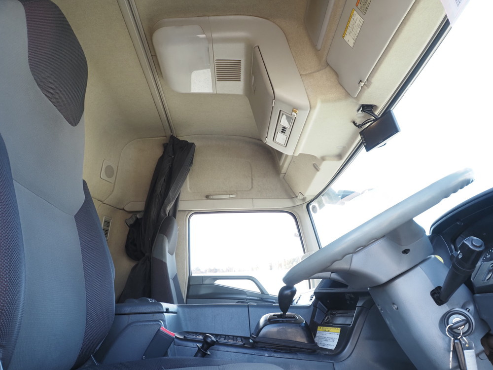 三菱ふそう スーパーグレート ウイング車 大型 QKG-FS55VZ 年式 H26[写真32]