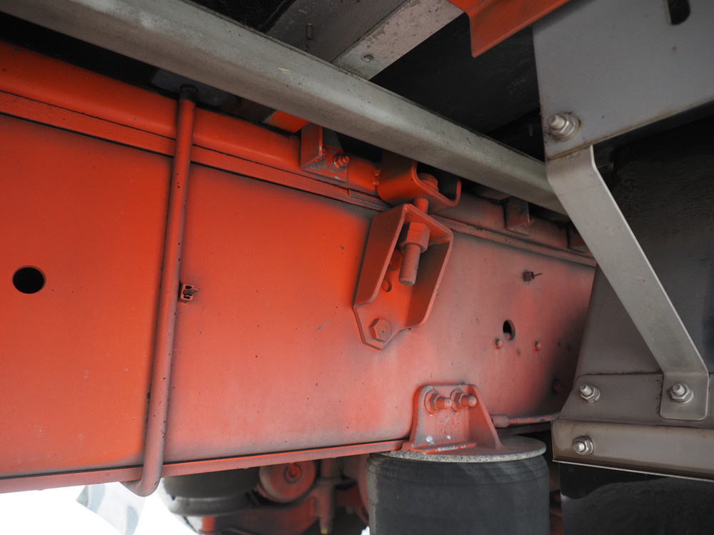 いすゞ ギガ ウイング車 大型 LKG-CYJ77A 年式 H24[写真29]