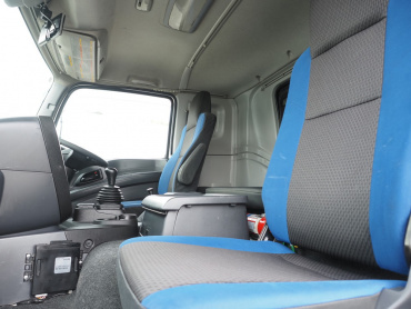 いすゞ  ウイング車 大型 2PG-CYJ77C 年式 R2[写真40]