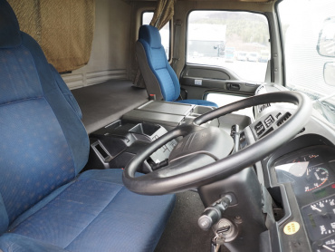 いすゞ  冷凍バン 大型 QKG-CYL77A 年式 H25[写真25]