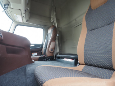 日野 プロフィア ウイング車 大型 2DG-FW1EHG 年式 H30[写真37]