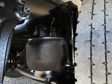 いすゞ フォワード 冷凍バン 中型 TKG-FRR90T2 年式 H28[写真36]