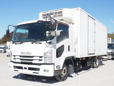 いすゞ フォワード 冷凍バン 中型 TKG-FRR90T2 年式 H28[写真01]