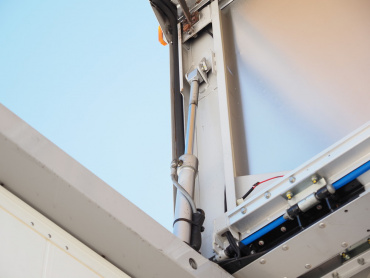 いすゞ フォワード ウイング車 中型 TKG-FRR90T2 年式 H29[写真12]