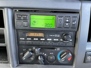 いすゞ エルフ 冷凍バン 小型 SKG-NLR85AN 年式 H23 [写真18]