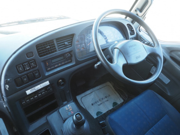 いすゞ ギガ ウイング車 大型 QKG-CYJ77A 年式 H27[写真27]
