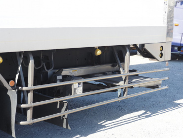 いすゞ ギガ 冷凍バン 大型 QKG-CYL77BZ 年式 H29[写真17]