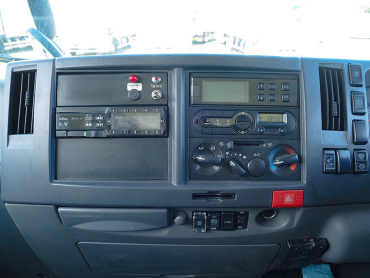 いすゞ エルフ 冷凍バン 小型 TPG-NMR85AN 年式 H28[写真30]