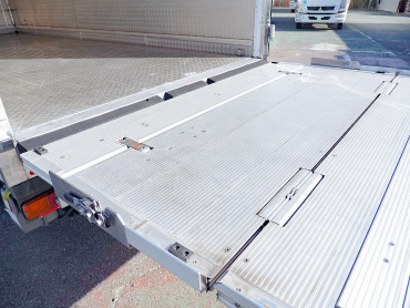 いすゞ エルフ 冷凍バン 小型 TPG-NMR85AN 年式 H28[写真23]