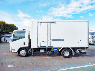 いすゞ エルフ 冷凍バン 小型 TPG-NMR85AN 年式 H28[写真11]