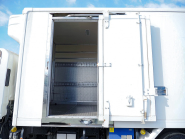 いすゞ エルフ 冷凍バン 小型 TPG-NMR85AN 年式 H28[写真15]