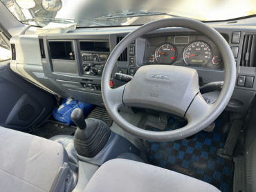 いすゞ エルフ バン車 小型 TRG-NLR85AN 年式 H29 [写真12]