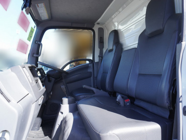 いすゞ エルフ バン車 小型 TPG-NLR85AN 年式 R1 [写真23]