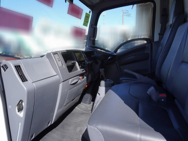 いすゞ エルフ バン車 小型 TPG-NLR85AN 年式 R1 [写真24]