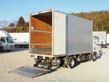 いすゞ エルフ バン車 小型 TKG-NLR85AN 年式 H25[写真13]