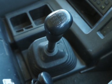 いすゞ ギガ 冷凍バン 大型 QKG-CYJ77A 年式 H27[写真23]