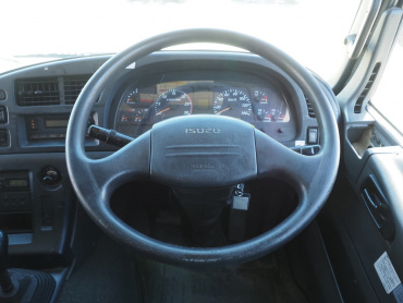 いすゞ ギガ 冷凍バン 大型 QKG-CYJ77A 年式 H27[写真22]