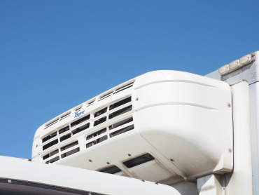 いすゞ ギガ 冷凍バン 大型 QKG-CYJ77A 年式 H27[写真06]