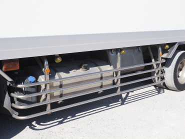 いすゞ ギガ 冷凍バン 大型 QKG-CYJ77A 年式 H27[写真13]