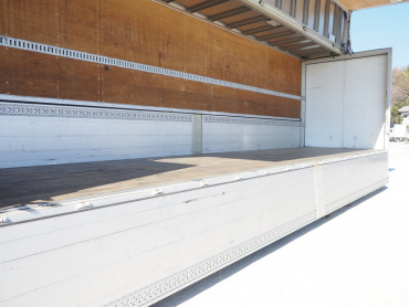 三菱ふそう スーパーグレート ウイング車 大型 QPG-FS64VZ 年式 H27[写真21]