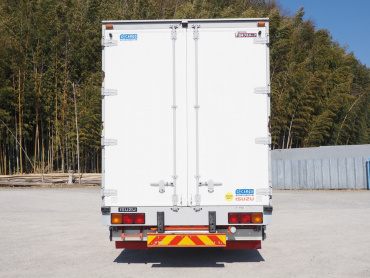 いすゞ ギガ ウイング車 大型 LKG-CYJ77A 年式 H24 [写真02]