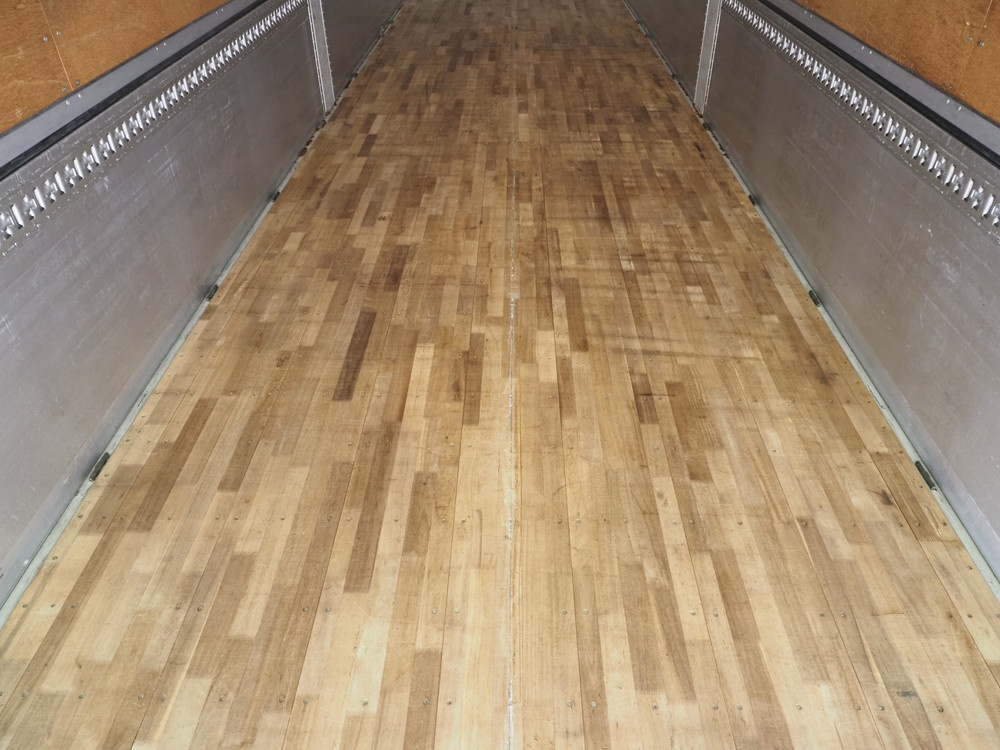 いすゞ ギガ ウイング車 大型 QKG-CYJ77B 年式 H29[写真29]