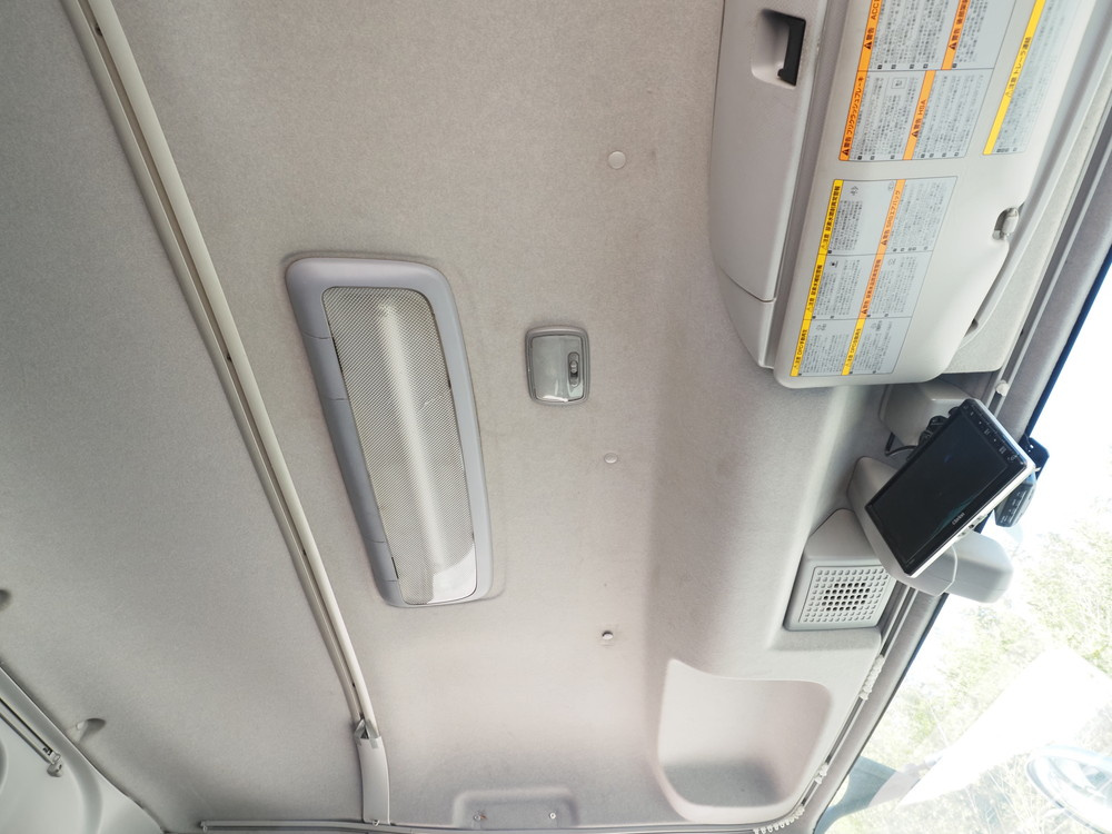 いすゞ ギガ ウイング車 大型 QKG-CYJ77B 年式 H29[写真39]