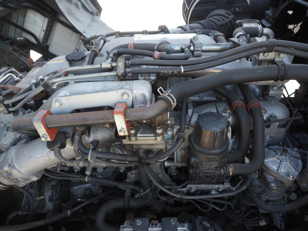 いすゞ ギガ ウイング車 大型 QKG-CYJ77B 年式 H29[写真47]