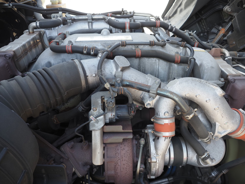 いすゞ ギガ ウイング車 大型 QKG-CYJ77B 年式 H29[写真48]