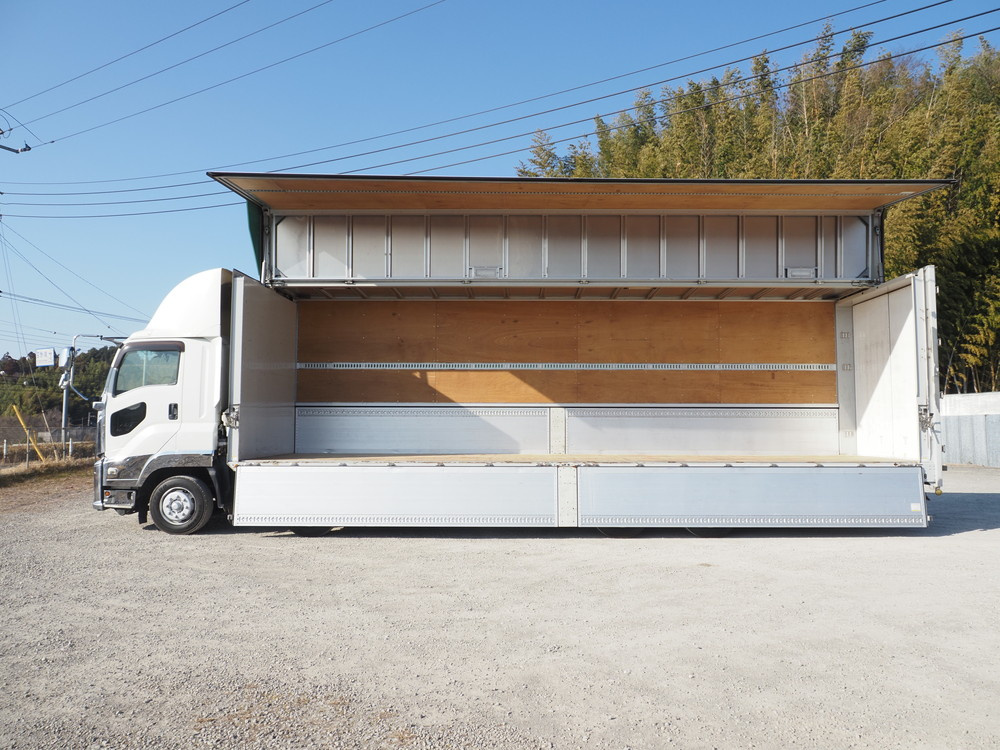 いすゞ ギガ ウイング車 大型 QKG-CYJ77B 年式 H29[写真18]