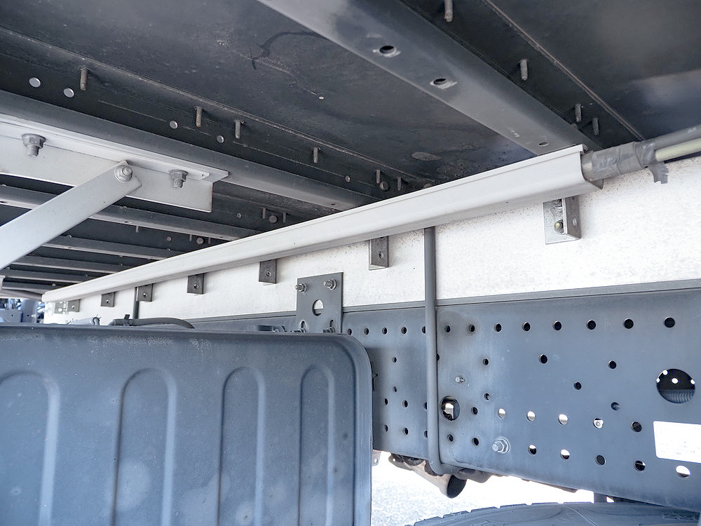 いすゞ フォワード ウイング車 中型 TKG-FRR90S2 年式 H28[写真44]