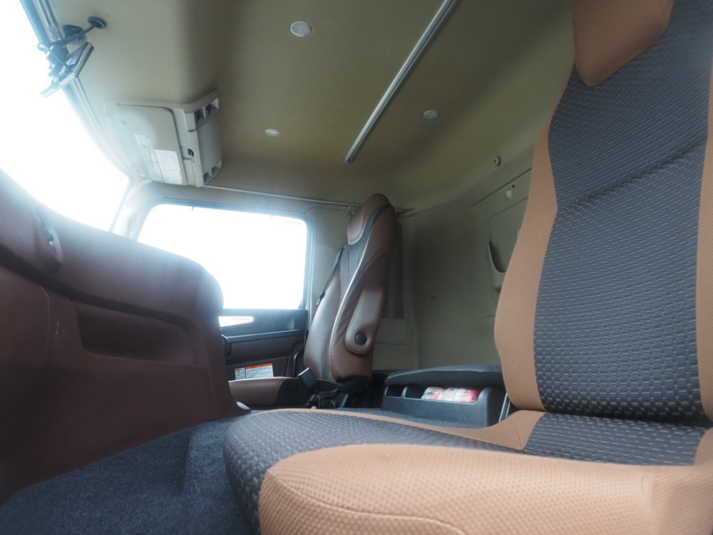 日野 プロフィア 冷凍バン 大型 2DG-FR1EHG 年式 R2[写真36]