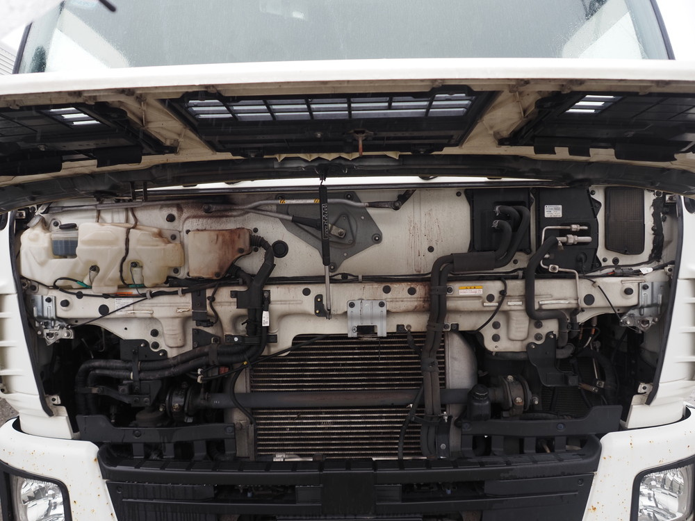 いすゞ ギガ ウイング車 大型 QKG-CYJ77A 年式 H28[写真37]