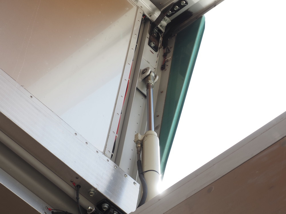 日野 プロフィア ウイング車 大型 2DG-FW1EHG 年式 H30[写真12]