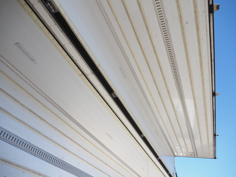 三菱ふそう スーパーグレート 冷凍ウイング 大型 QPG-FS64VZ 年式 H27[写真24]