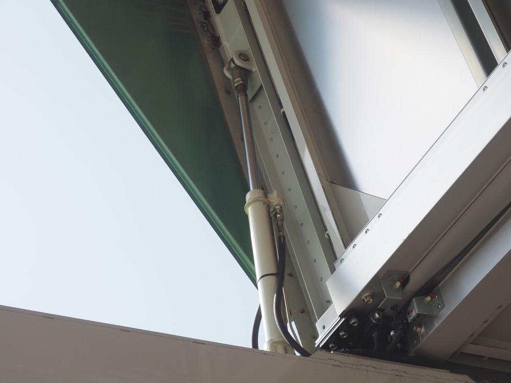 日野 レンジャープロ ウイング車 中型 TKG-FD7JLAG 年式 H27[写真18]