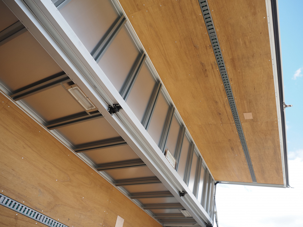 日野 レンジャープロ ウイング車 中型 TKG-FD7JLAG 年式 H27[写真21]