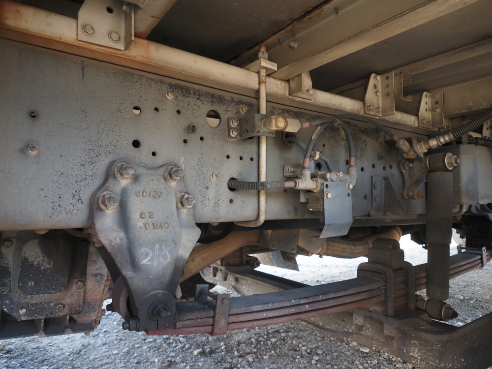 いすゞ ギガ ウイング車 大型 QKG-CYJ77A 年式 H26[写真40]